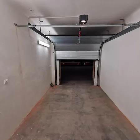 Haas Stojanova With Parking * Brünn