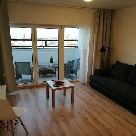 Haas Stojanova With Parking Apartment Brünn